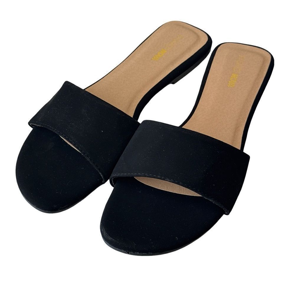 Fashion Nova Black and Beige Women's Sandals